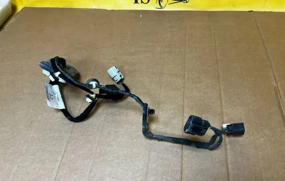 Ford Bronco Rear tail light wiring loom M2DT13A409CE