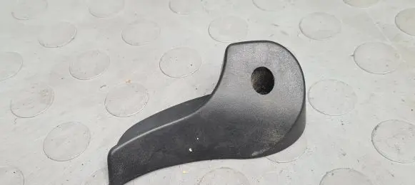 BMW 3 E46 Engine bonnet (hood) release handle 8223164