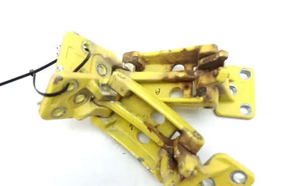 Mercedes-Benz Sprinter W906 Rear door hinge set A9087400037 A9067400237