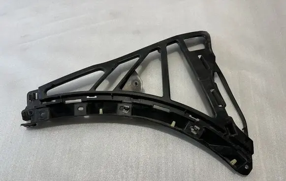 Porsche Cayenne (92A) Front bumper mounting bracket 7P5807177