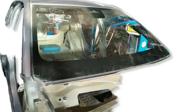 Citroen e-C3 Front windscreen/windshield window 43R000582