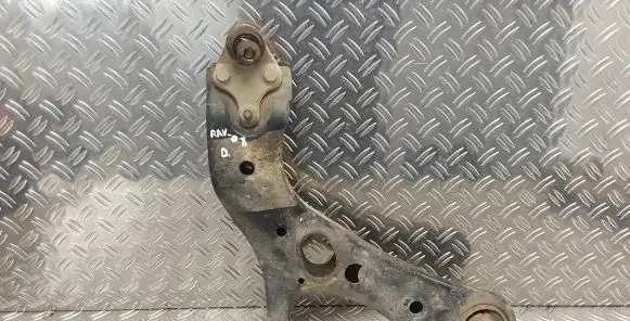 Toyota RAV 4 (XA30) Front lower control arm/wishbone