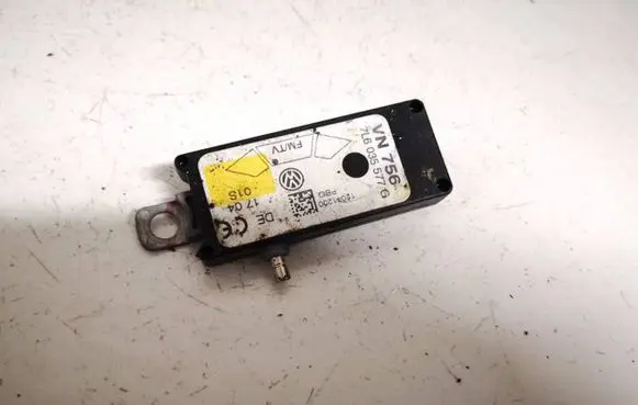 Volkswagen Touareg I Antenna control unit 7l6035577g