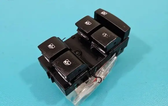Chevrolet Cruze Electric window control switch 13305295 IMPRK1373680
