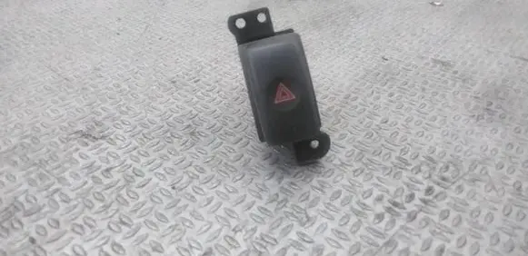 Subaru Outback Hazard light switch