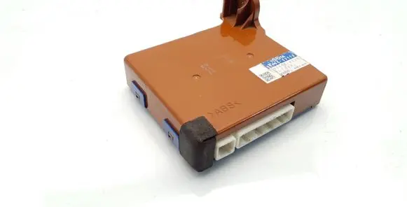 Lexus IS 220D-250-350 Comfort/convenience module 8865053112 1776006320