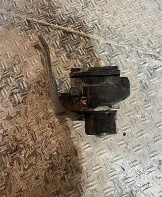 Volvo XC70 ABS Pump 30714956 10092504113 004013969011