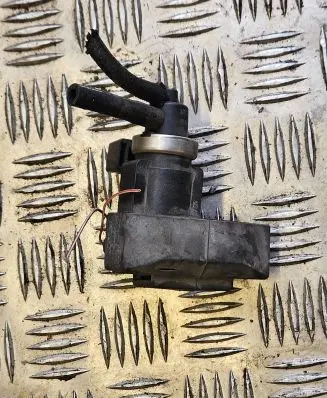 Audi A6 S6 C4 4A Turbo solenoid valve 059906629B 4252483