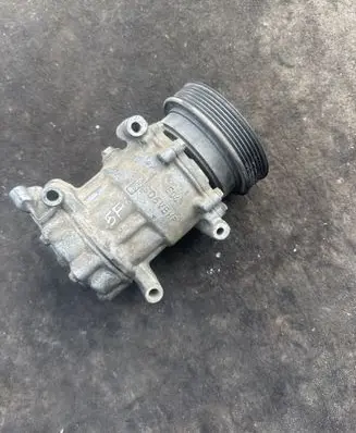 Renault Modus Air conditioning (A/C) compressor (pump) 01888002562 8200365787