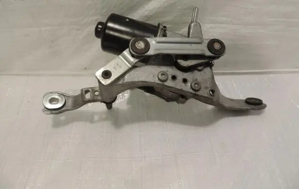 Opel Zafira C Wiper motor W000027367
