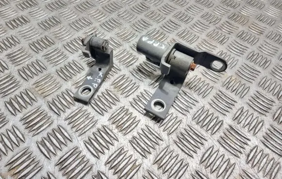 Ford Mondeo MK IV Front door hinge set 