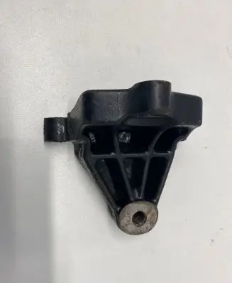 Renault Trafic II (X83) Gearbox mounting bracket 8200003829 91165625 2103000PT01