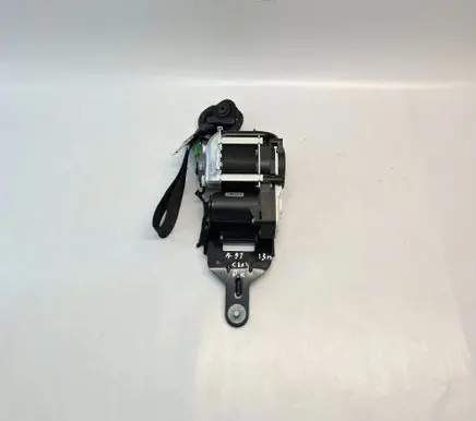 Mercedes-Benz C W204 Front seatbelt A2048605186