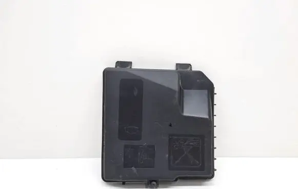 Opel Astra L Fuse box cover 9843058980