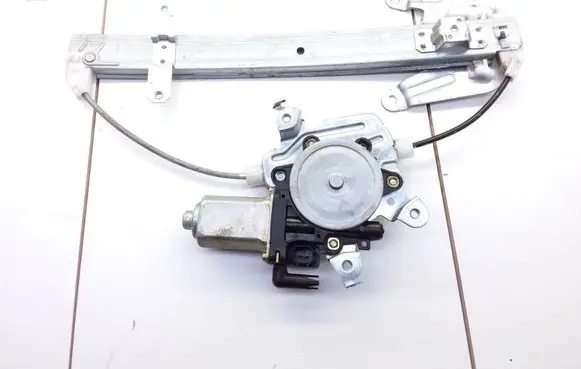 Nissan X-Trail T30 Rear door window regulator with motor 8073089913 MMR62111