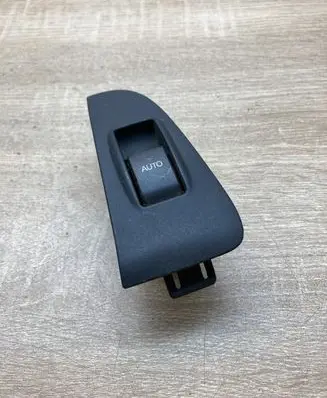Toyota Avensis T250 Electric window control switch 7427205020