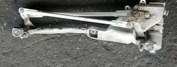 Ford Fiesta Front wiper linkage and motor 3397021586 20150323 8A6117500AG