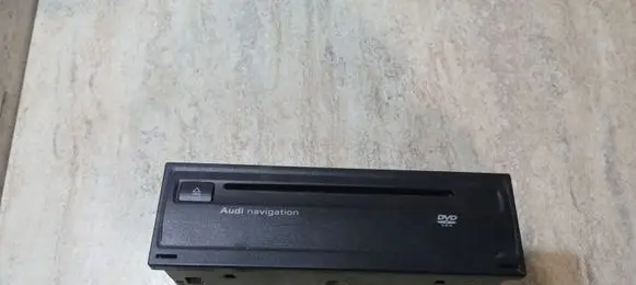 Audi A6 S6 C6 4F Navigation unit CD/DVD player 4E0919887M