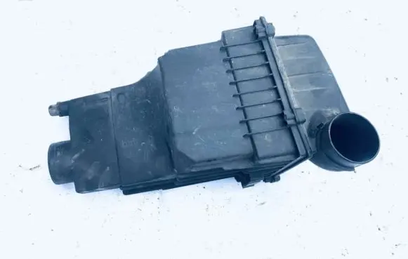 Peugeot 206 Air filter box 9634107180 9628427080