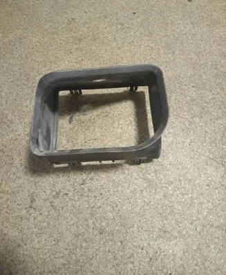 BMW 5 E39 Intercooler air channel guide 2246026