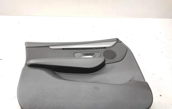 BMW 2 F46 Front door card panel trim 6293334