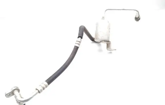 Air conditioning (A/C) pipe/hose