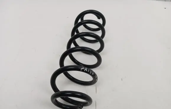 Toyota Prius (XW50) Rear coil spring