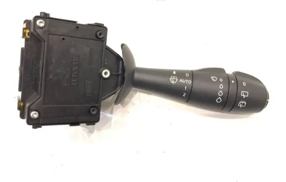 Renault Clio IV Wiper switch 