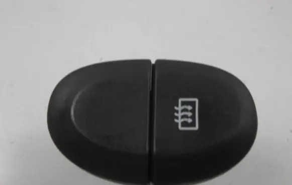 Renault Scenic I Windscreen/window heater switch