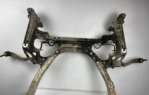 BMW 5 E60 E61 Front subframe 6759461