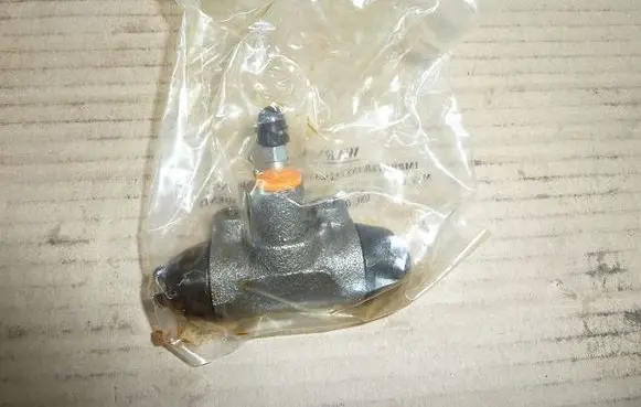 KIA Picanto Front brake caliper J3230301