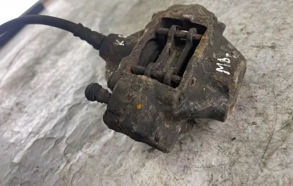 Mercedes-Benz C W202 Rear brake caliper