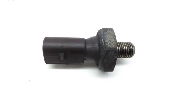 Audi A4 S4 B6 8E 8H Oil pressure sensor 038919081D
