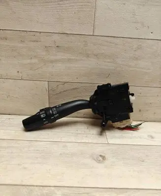 Toyota Avensis T250 Indicator stalk 8414005140