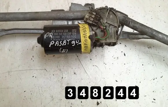 Volkswagen PASSAT B4 Wiper motor 0390241108