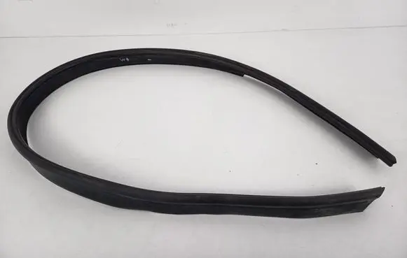 BMW 1 F20 F21 Engine compartment rubber 7255802