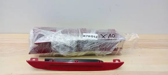 Peugeot 308 Third/center stoplight 9681481880