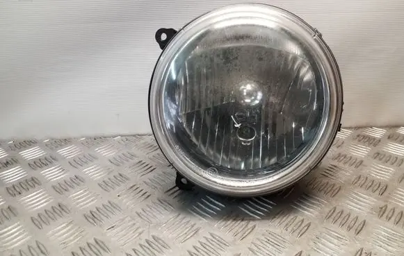 Jeep Cherokee III KJ Headlight/headlamp 05210156