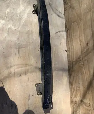 Volkswagen PASSAT B5 Front bumper cross member