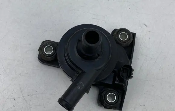 Toyota Prius (XW20) Electric auxiliary coolant/water pump