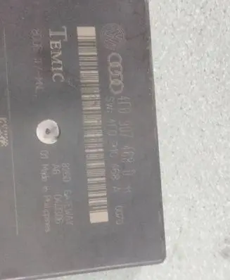 Audi A6 S6 C6 4F Gateway control module 4F0907468D 4F0910468A