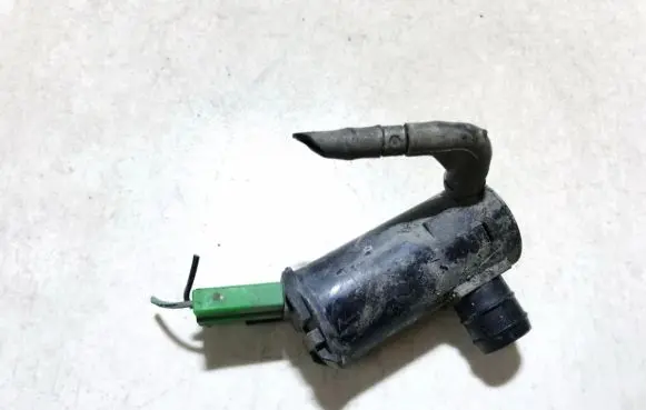 Mitsubishi Outlander Windscreen/windshield washer pump