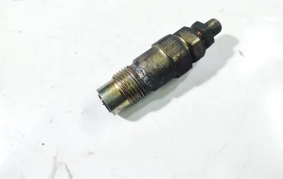 Nissan Primera Fuel injector 