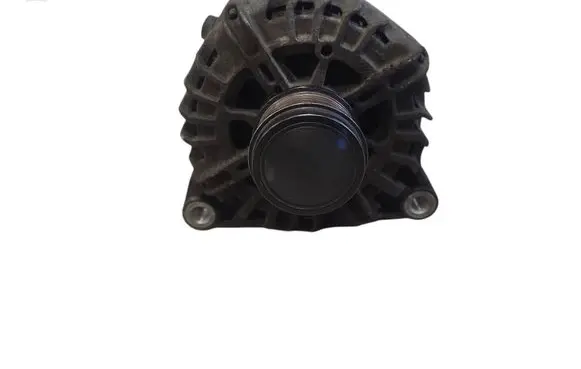 Peugeot 208 Generator/alternator 9810525380 2624310d