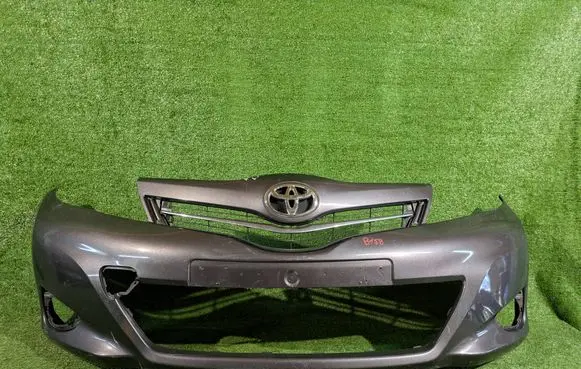 Toyota Yaris Front bumper 