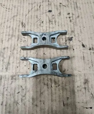 Volkswagen Amarok Fuel Injector clamp holder 04L216
