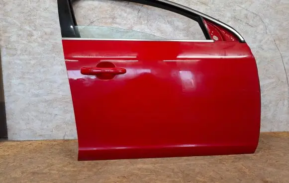 Volvo V60 Front door