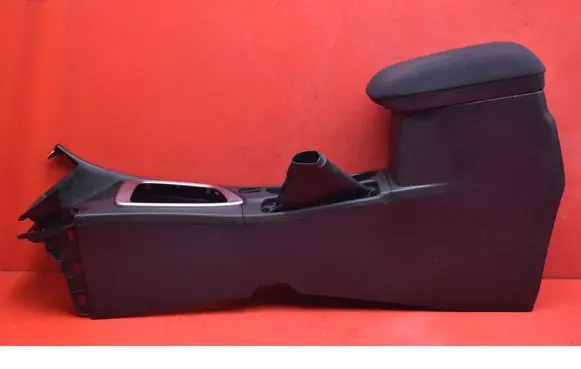 Toyota Auris E180 Center console 5882102610