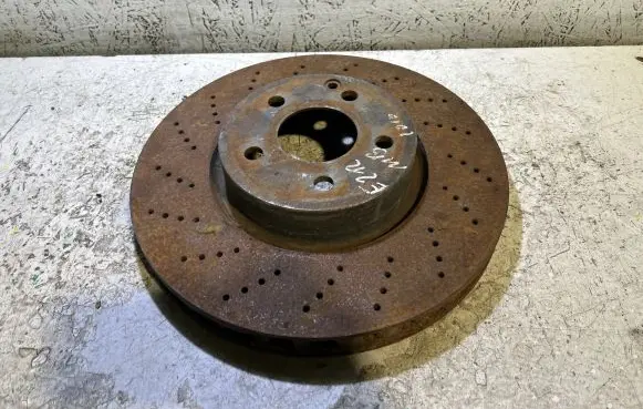 Mercedes-Benz E W212 Front brake disc