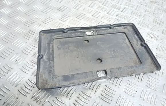Battery tray